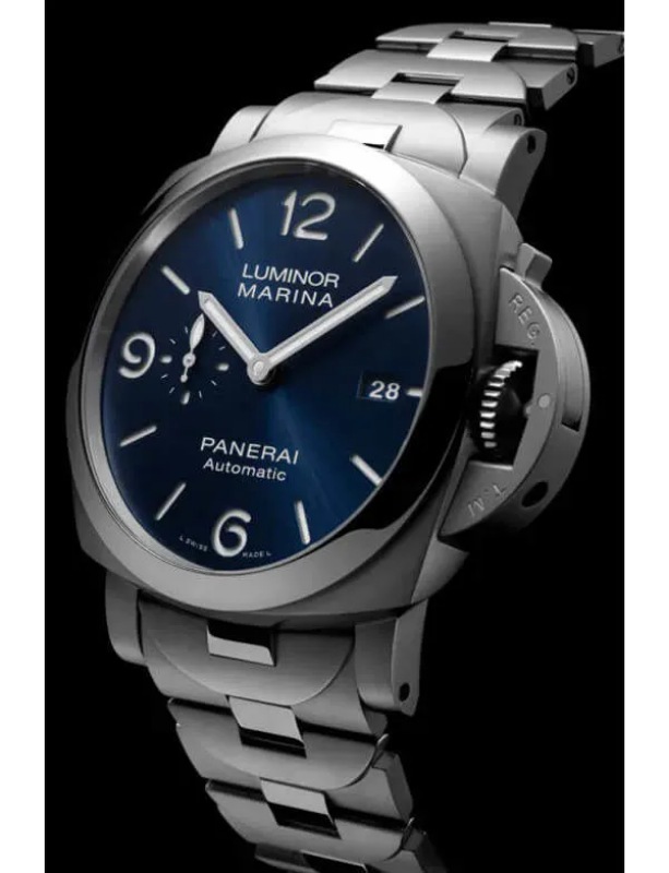 Picture of Luminor Marina - 44 mm (Metal Bracelet)